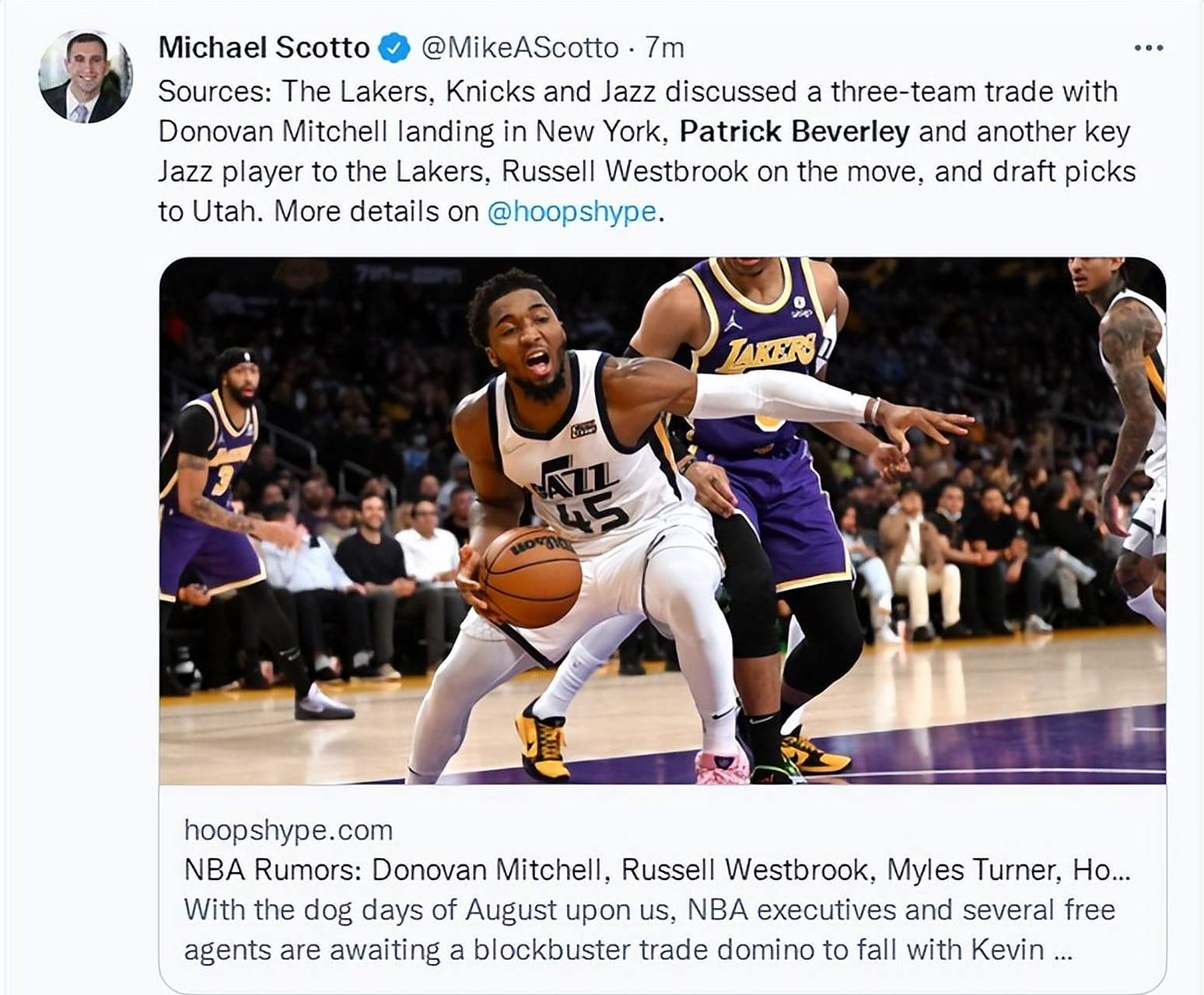 爵士逆袭尼克斯，米切尔神勇得分全力带队获胜