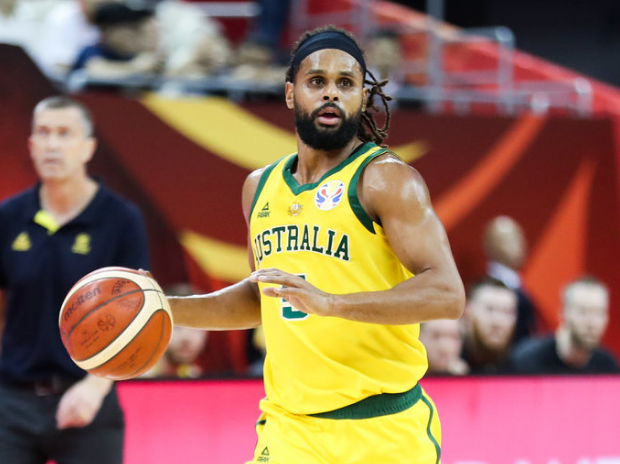 包含马刺一鼓作气，轻松晋级的词条