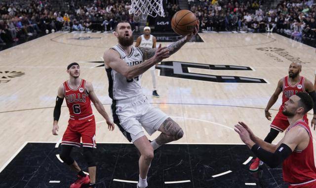 马刺惨败爵士，遭遇连败