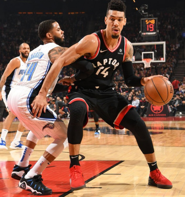 熊猫体育官方-猛龙战胜强敌，稳居东部前三位置