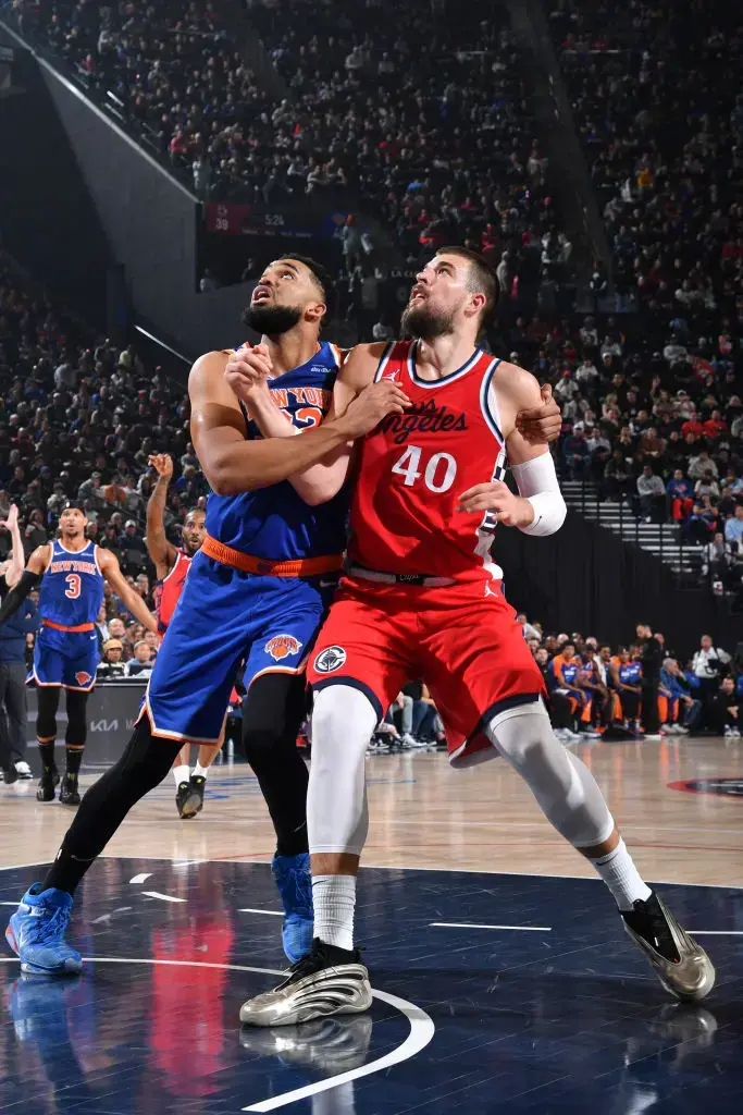 熊猫直播平台-快船全队发挥出色，轻松战胜对手