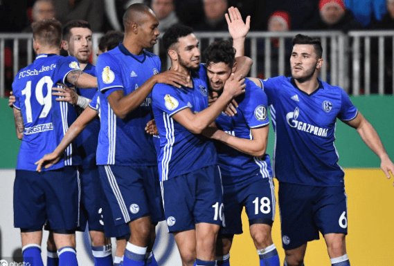 柏林赫塔全队发挥出色，击败强敌