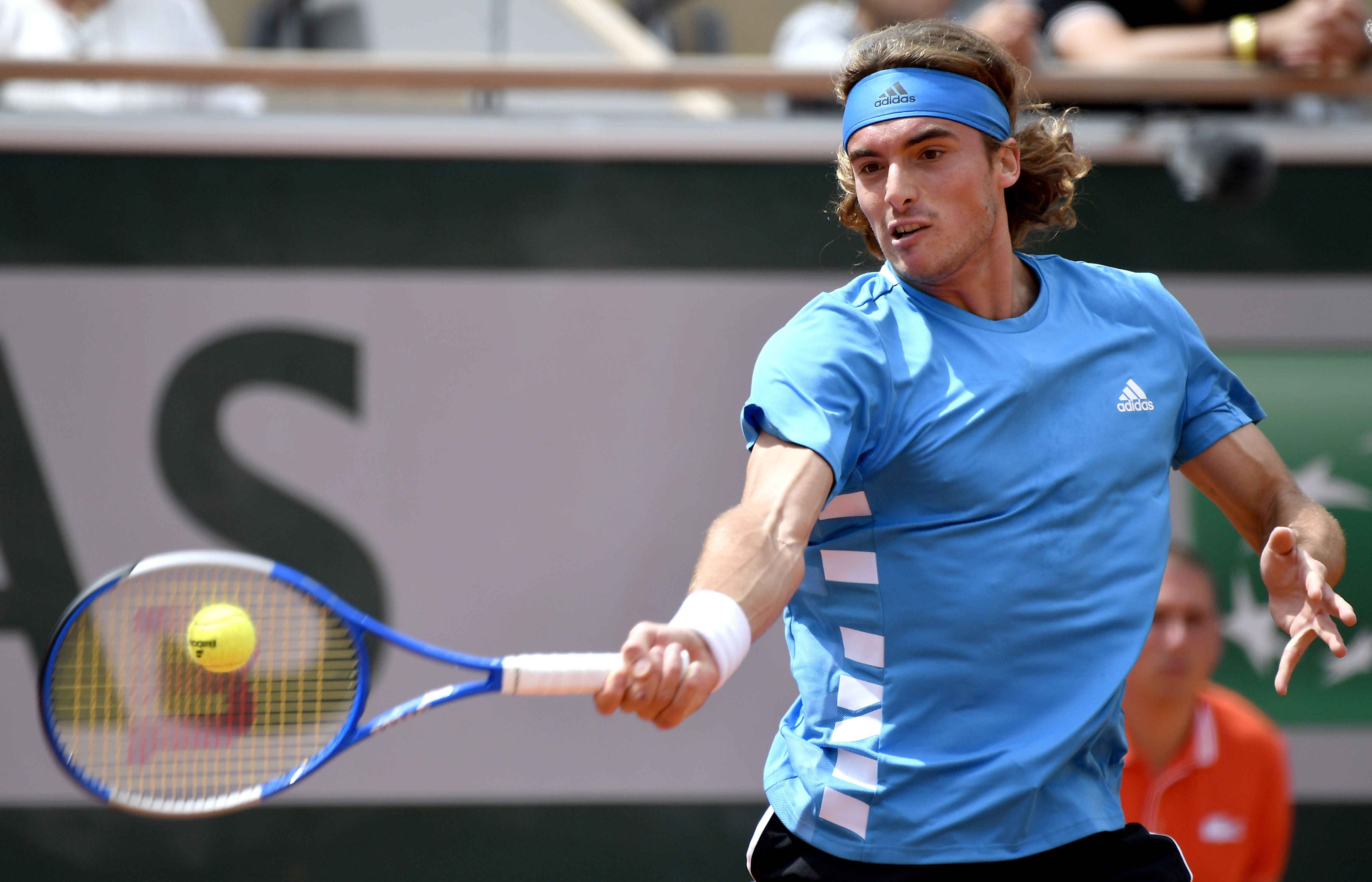 澳大利亚网球队力克美国网球队，西西帕斯爆发神勇的简单介绍