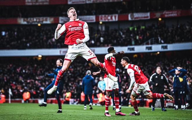 里希詹姆斯头球破门，伯恩茅斯显神勇