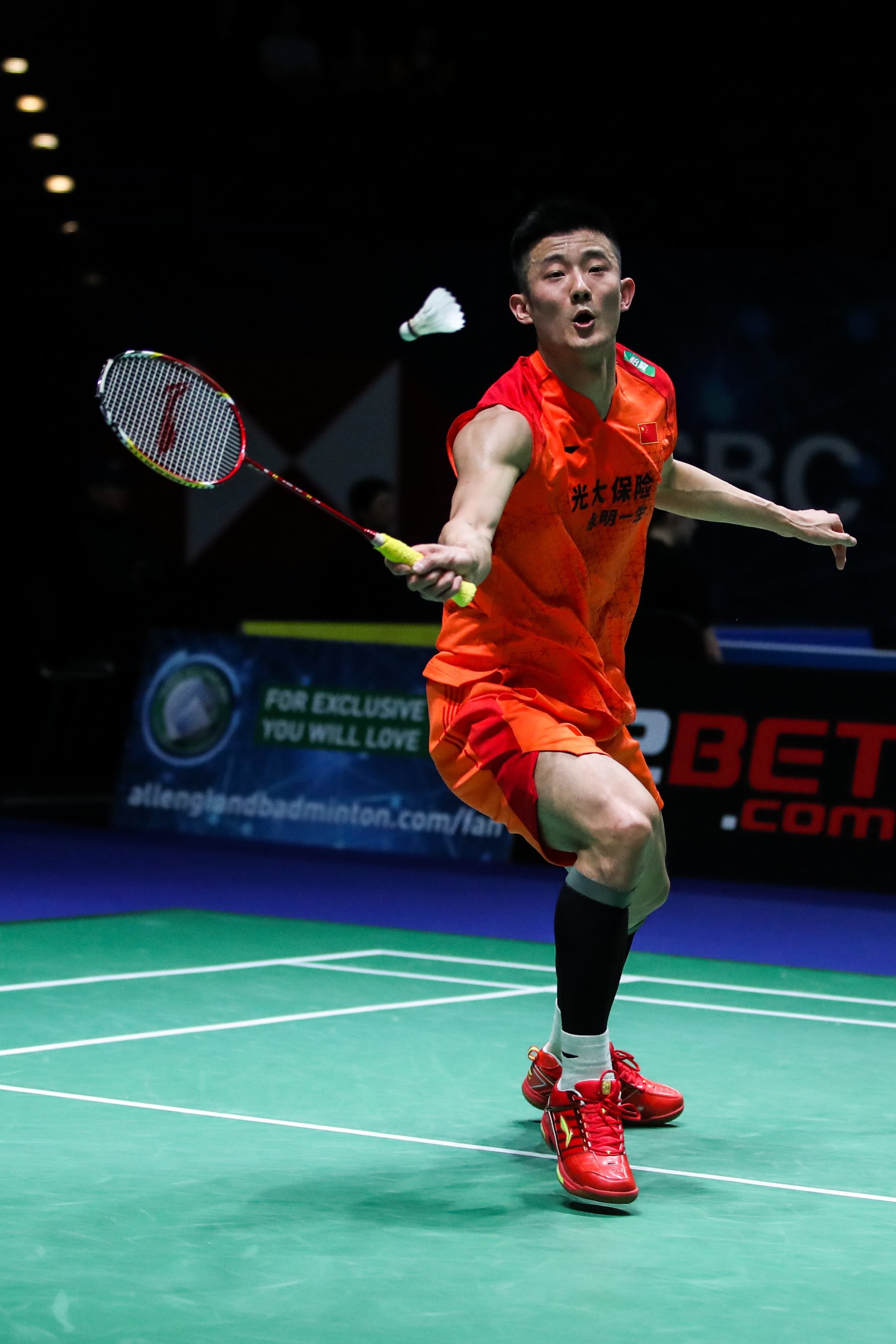 马来西亚羽毛球队逆转中国羽毛球队，谌龙绝境逆转