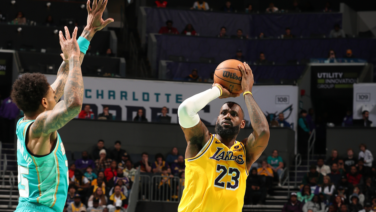 熊猫直播APP-魔术险胜黄蜂，拉塞尔爆发神勇