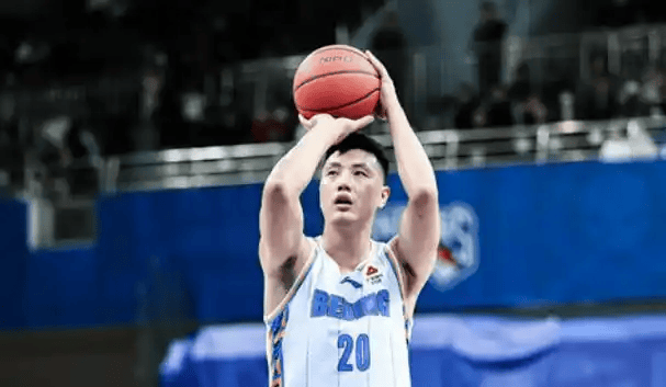 翟晓川或将在NBA季后赛中回归赛场 翟晓川或将在NBA季后赛中回归赛场